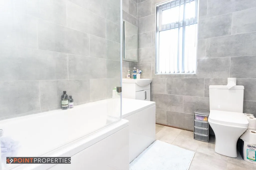 4 bedroom terraced house for rent