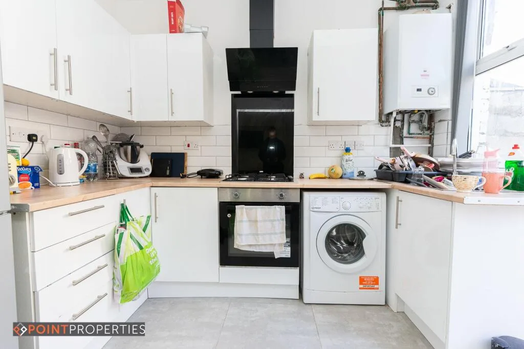 4 bedroom terraced house for rent