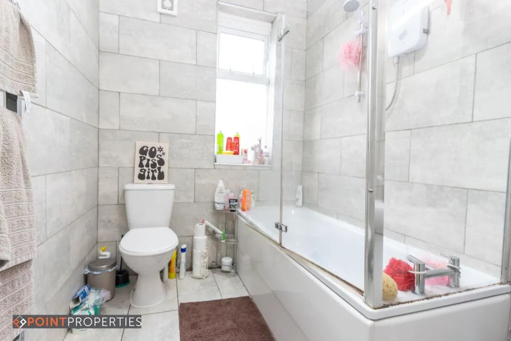 4 bedroom terraced house for rent
