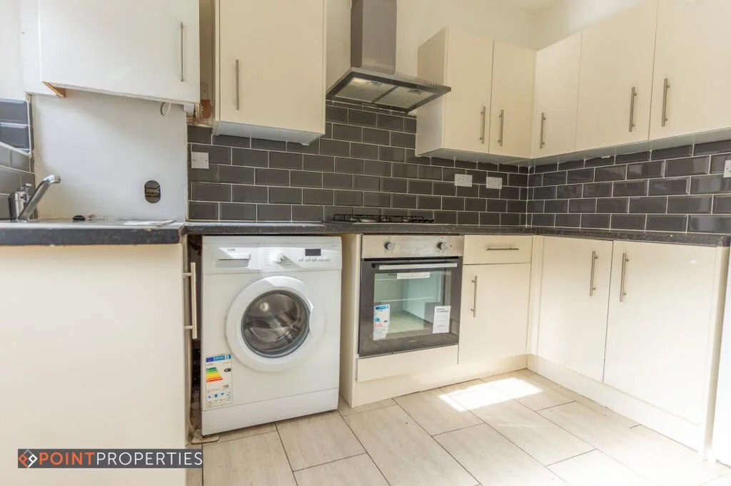 4 bedroom terraced house for rent