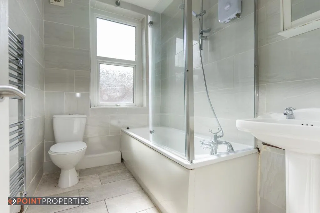 4 bedroom terraced house for rent