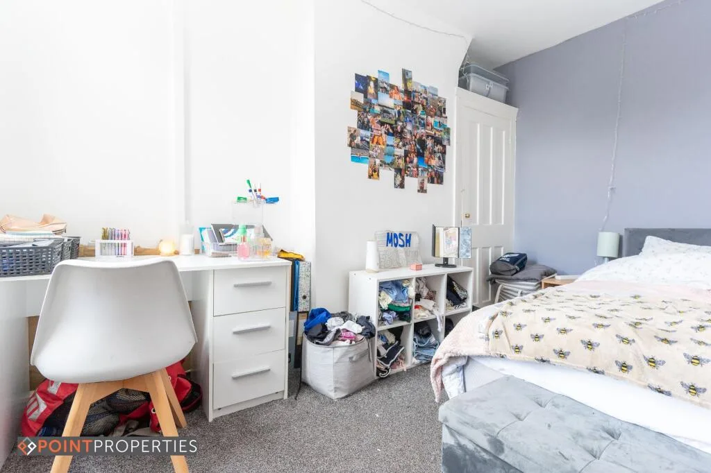 4 bedroom terraced house for rent