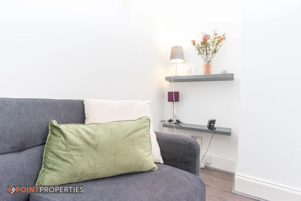 4 bedroom terraced house for rent