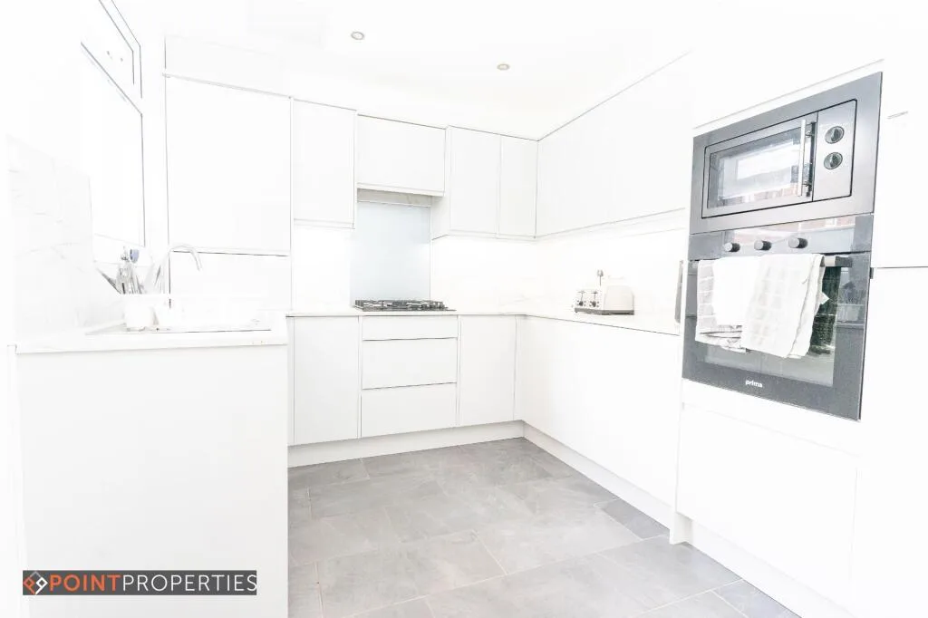 4 bedroom terraced house for rent