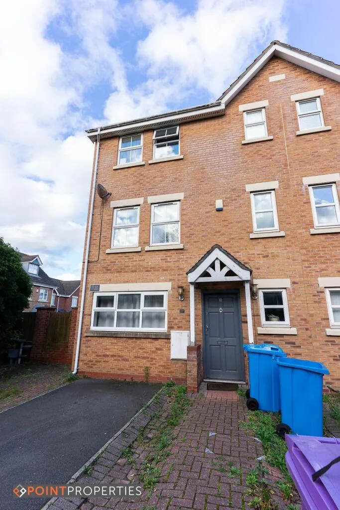 4 bedroom terraced house for rent