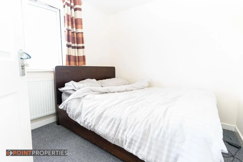 4 bedroom terraced house for rent