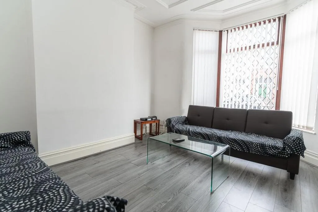 4 bedroom terraced house for rent