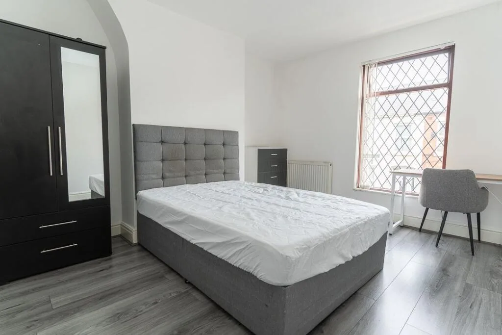 4 bedroom terraced house for rent