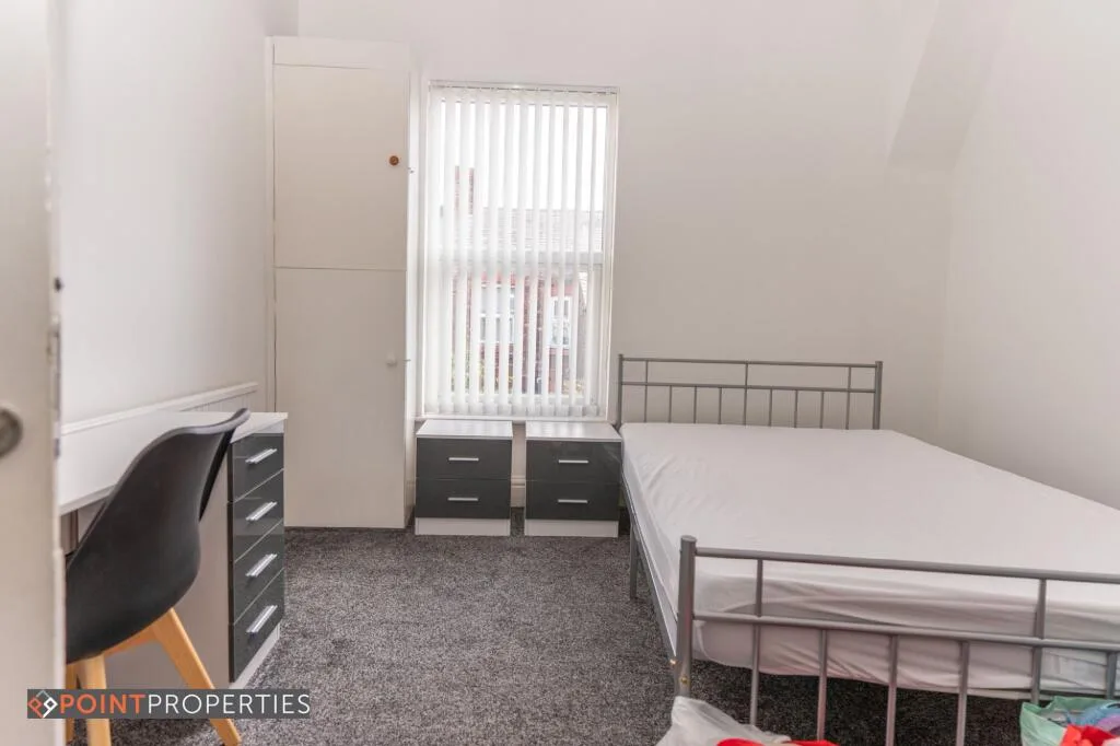 4 bedroom terraced house for rent