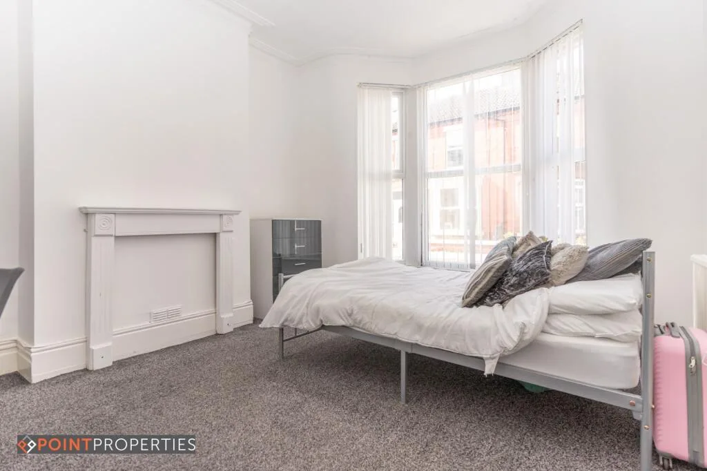 4 bedroom terraced house for rent