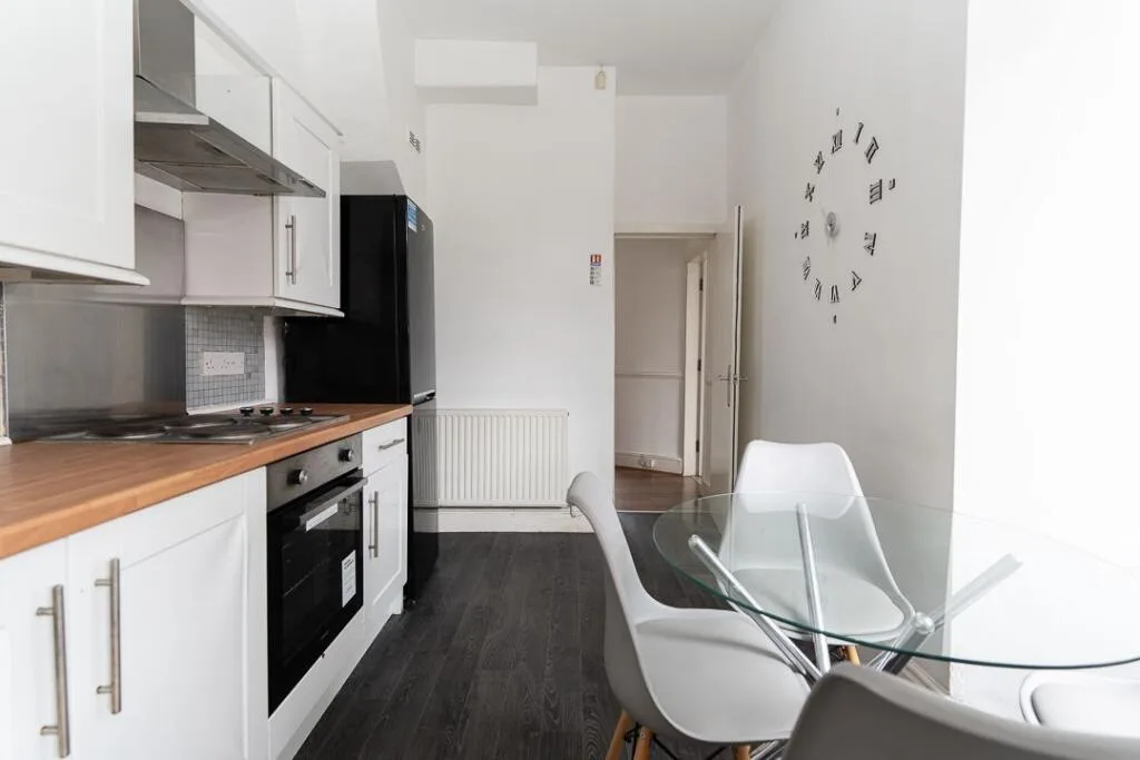 4 bedroom terraced house for rent
