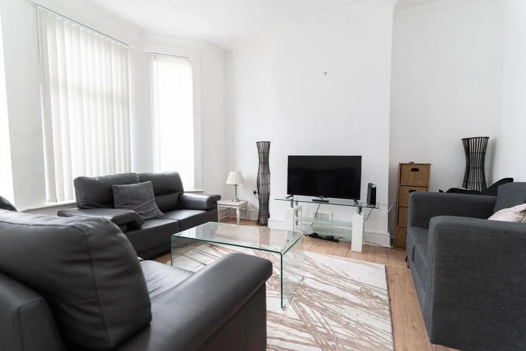 4 bedroom terraced house for rent