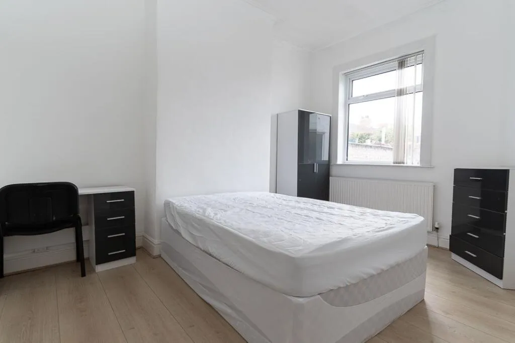4 bedroom terraced house for rent