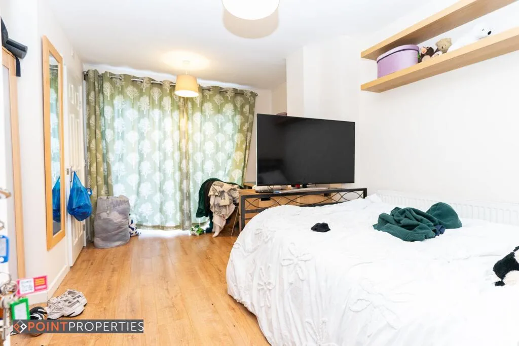 4 bedroom terraced house for rent