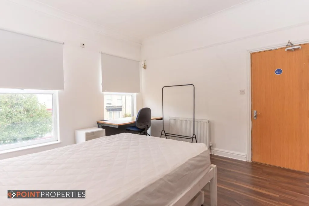 6 bedroom terraced house for rent