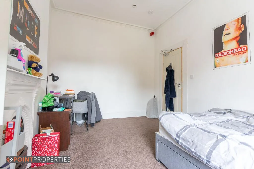 7 bedroom flat for rent