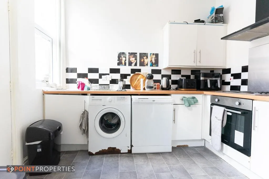 4 bedroom terraced house for rent