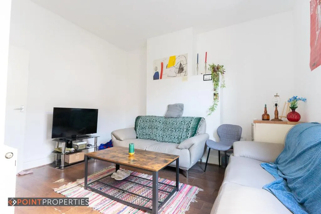 4 bedroom terraced house for rent