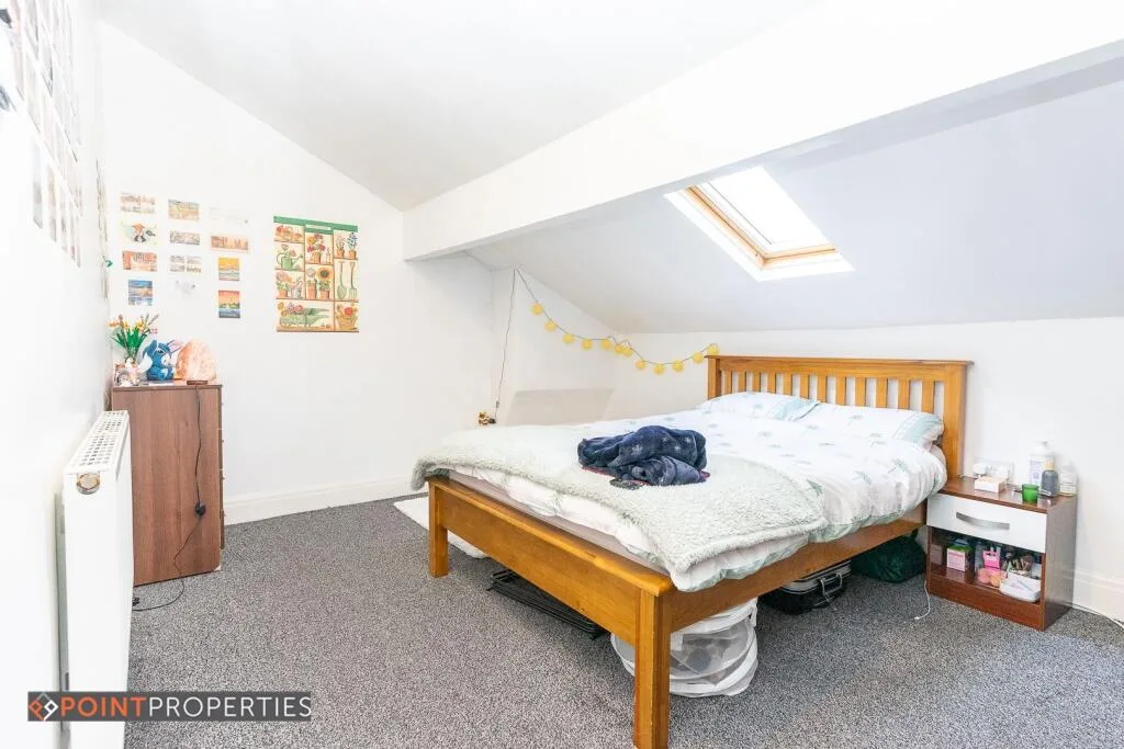6 bedroom terraced house for rent