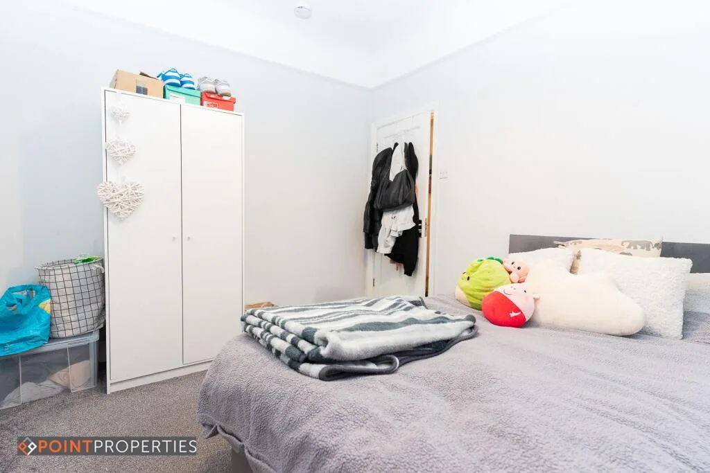 4 bedroom semi-detached house for rent