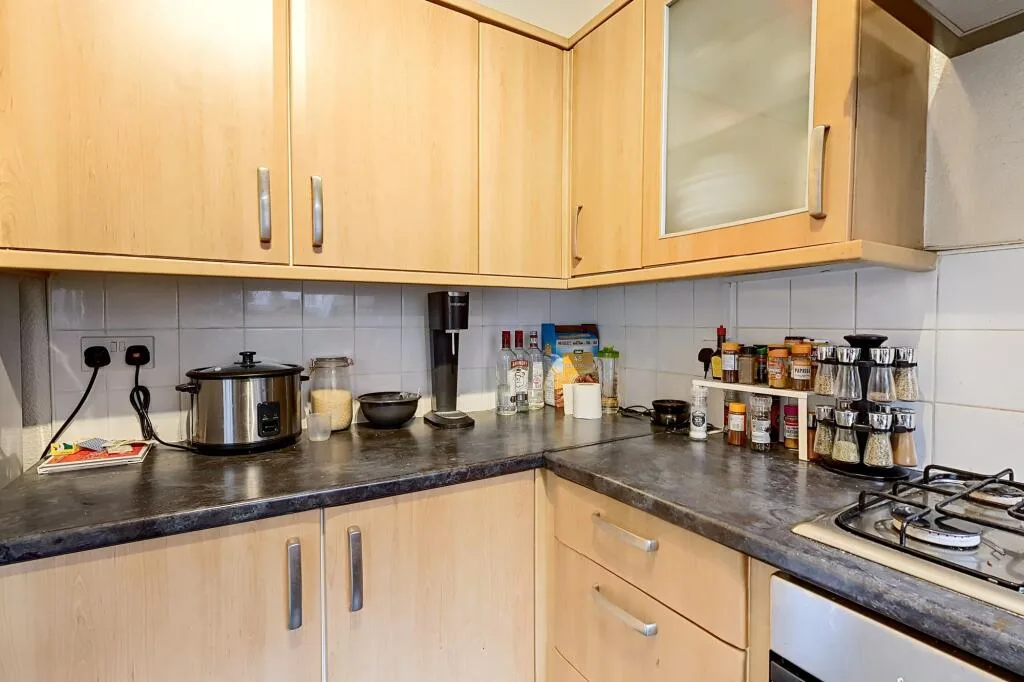 4 bedroom terraced house for rent