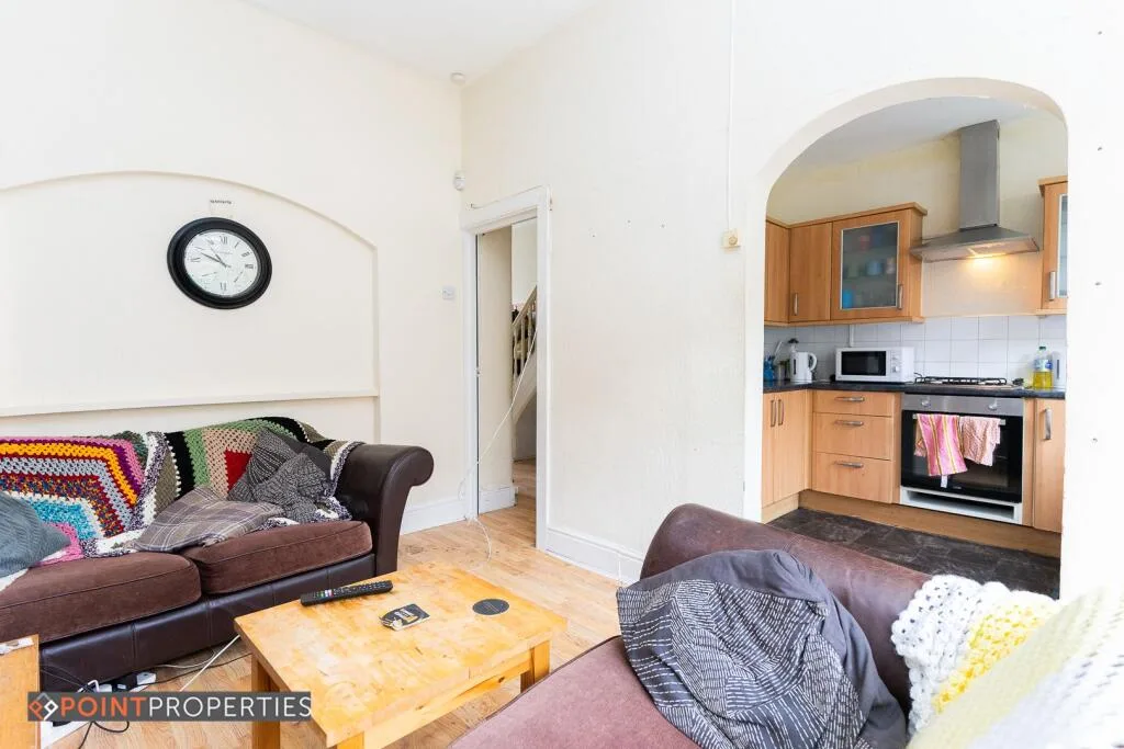 4 bedroom terraced house for rent