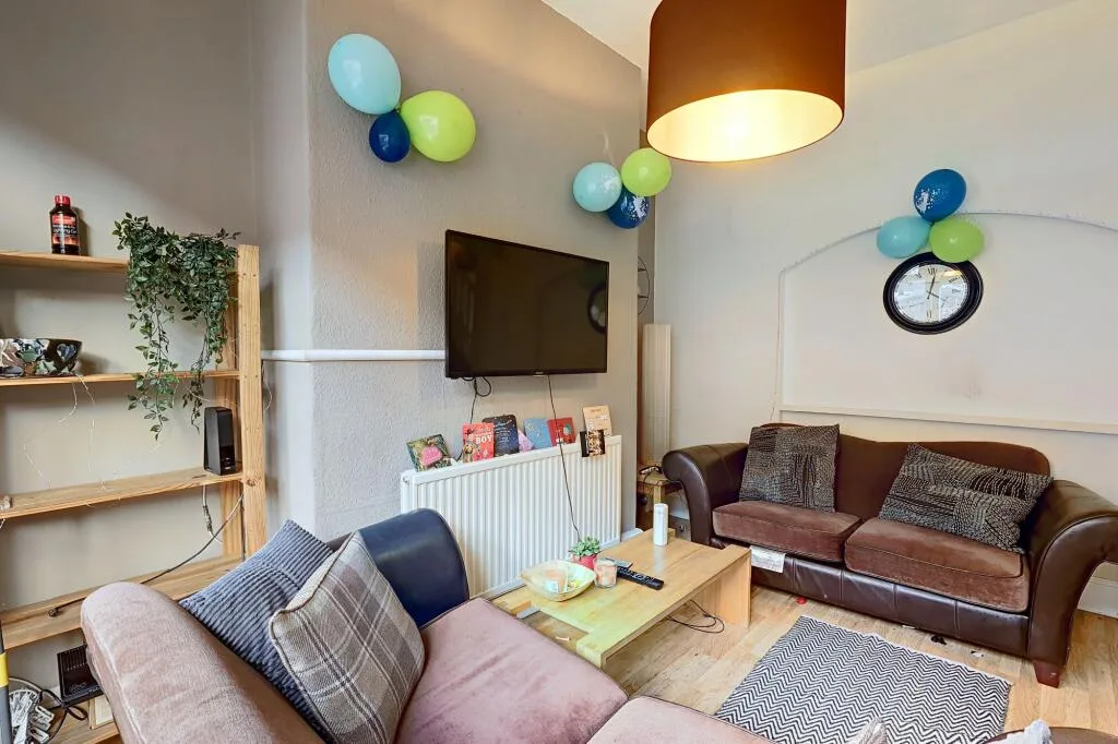 4 bedroom terraced house for rent