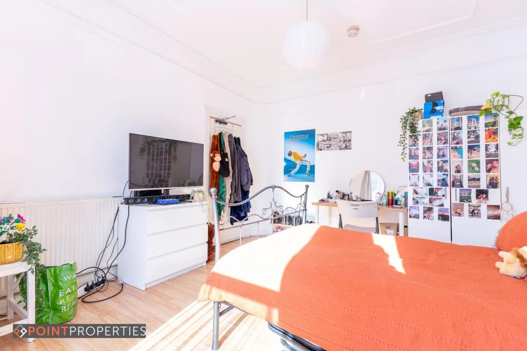 7 bedroom terraced house for rent
