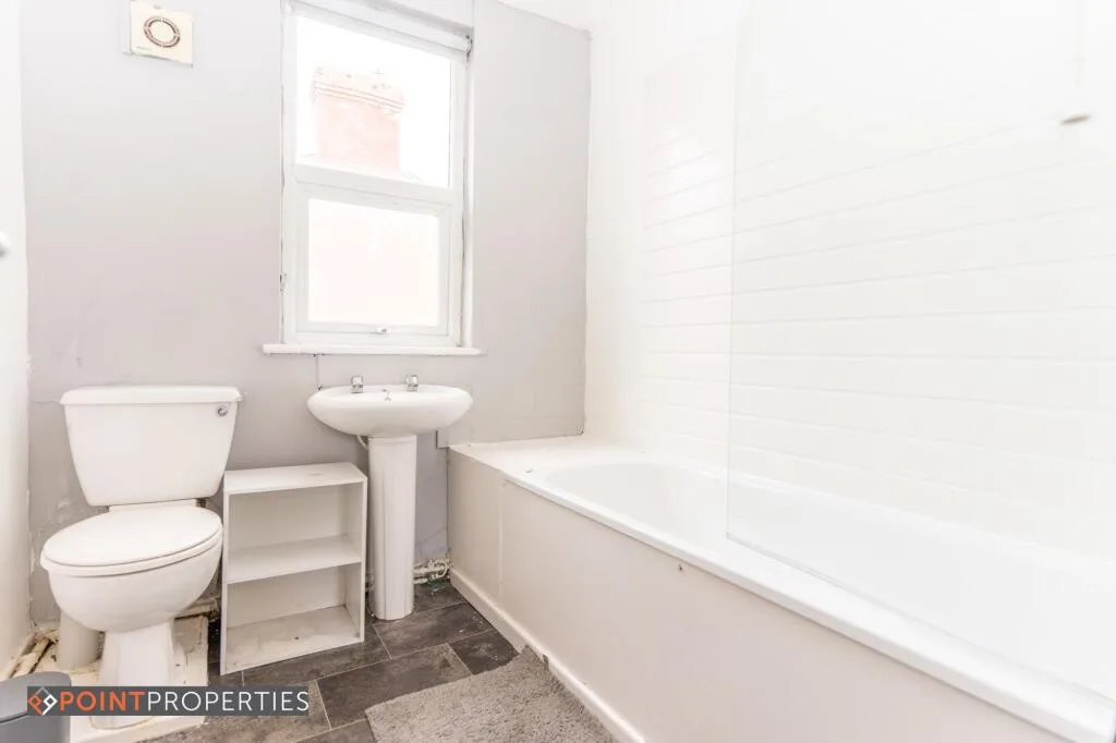 4 bedroom terraced house for rent