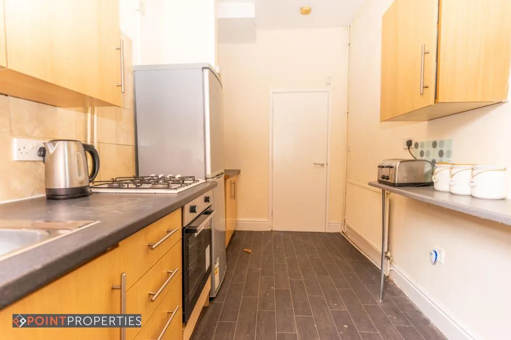 4 bedroom terraced house for rent