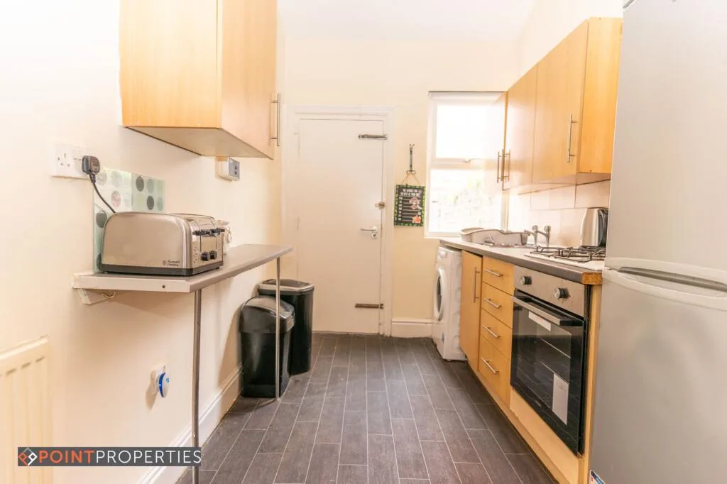 4 bedroom terraced house for rent