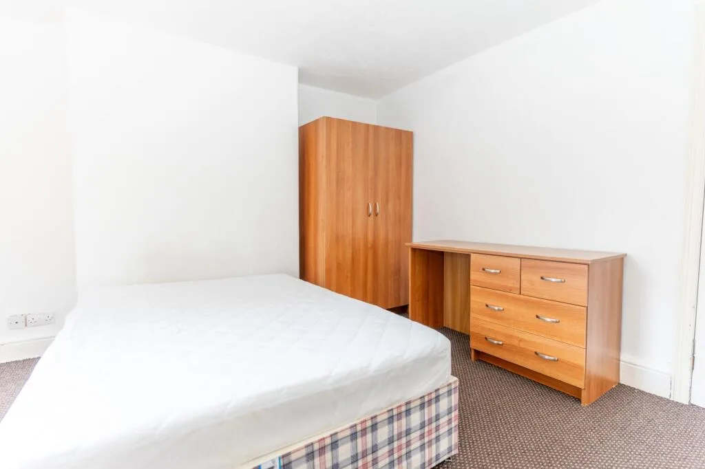 4 bedroom terraced house for rent
