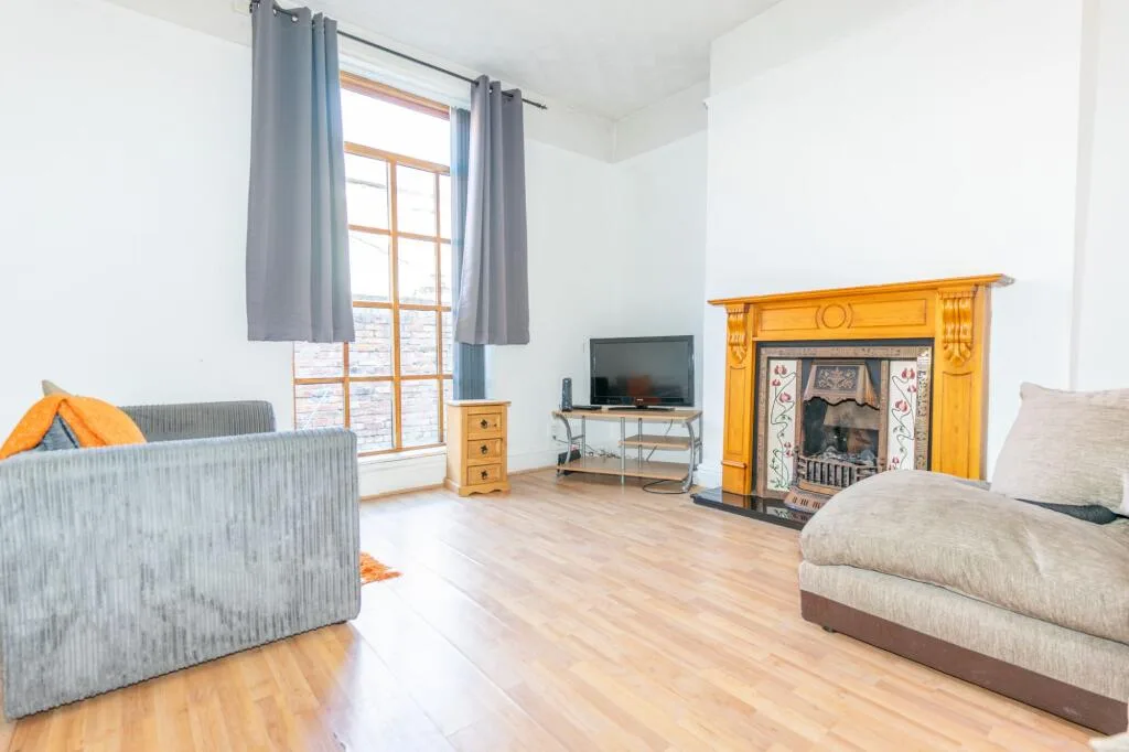4 bedroom terraced house for rent