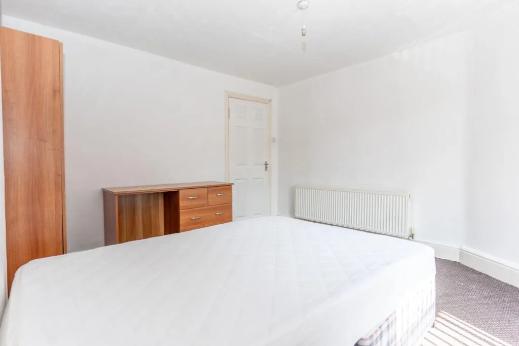 4 bedroom terraced house for rent