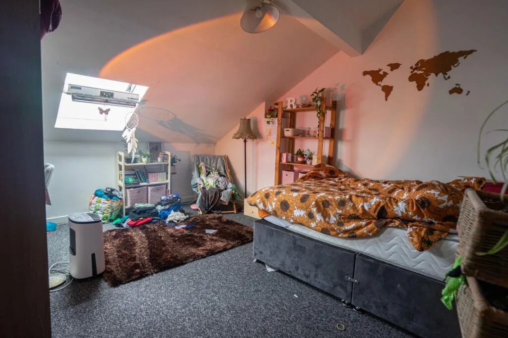 7 bedroom detached house for rent