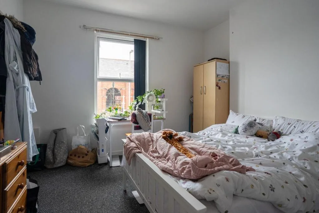 7 bedroom detached house for rent