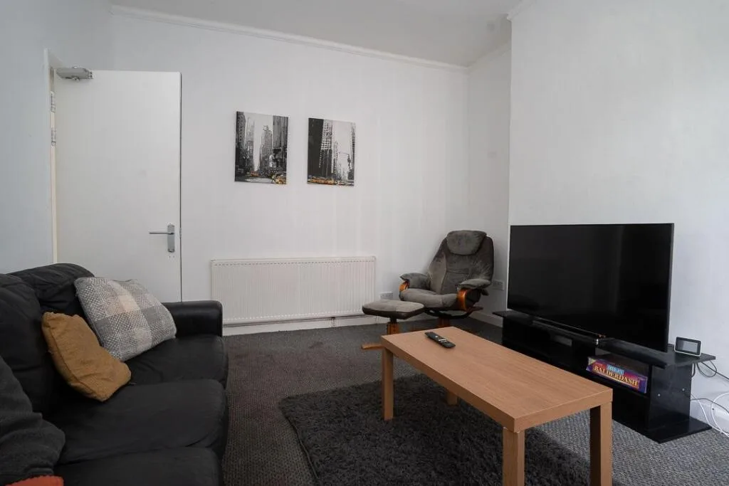 4 bedroom terraced house for rent