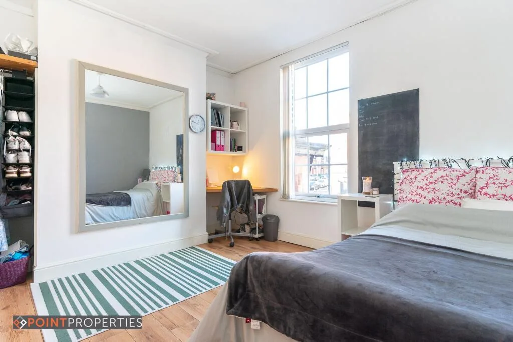 4 bedroom terraced house for rent