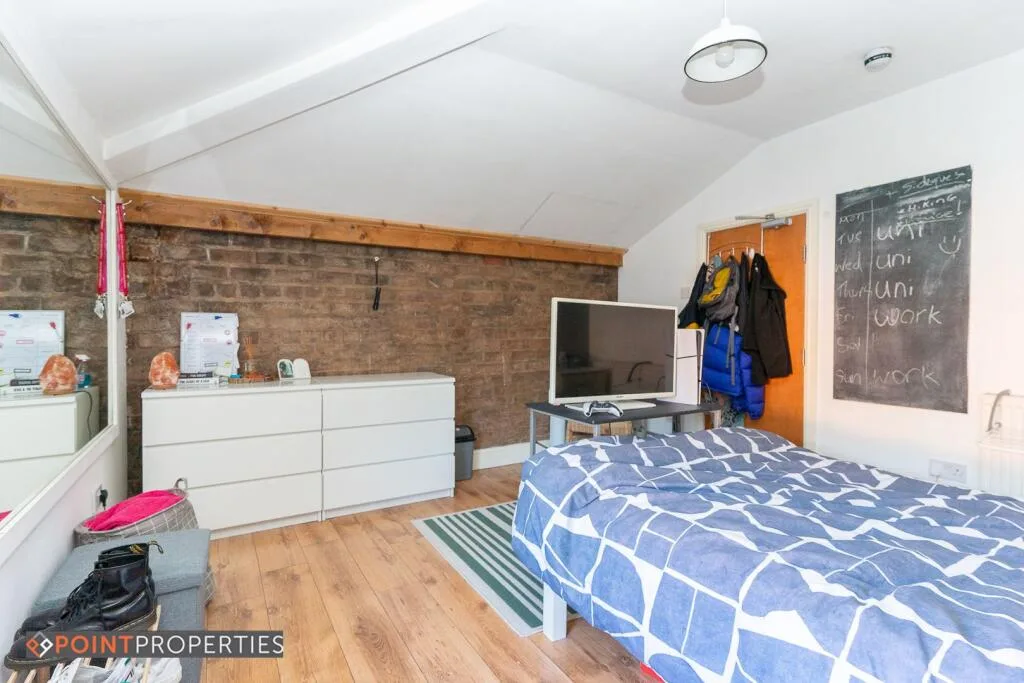 4 bedroom terraced house for rent