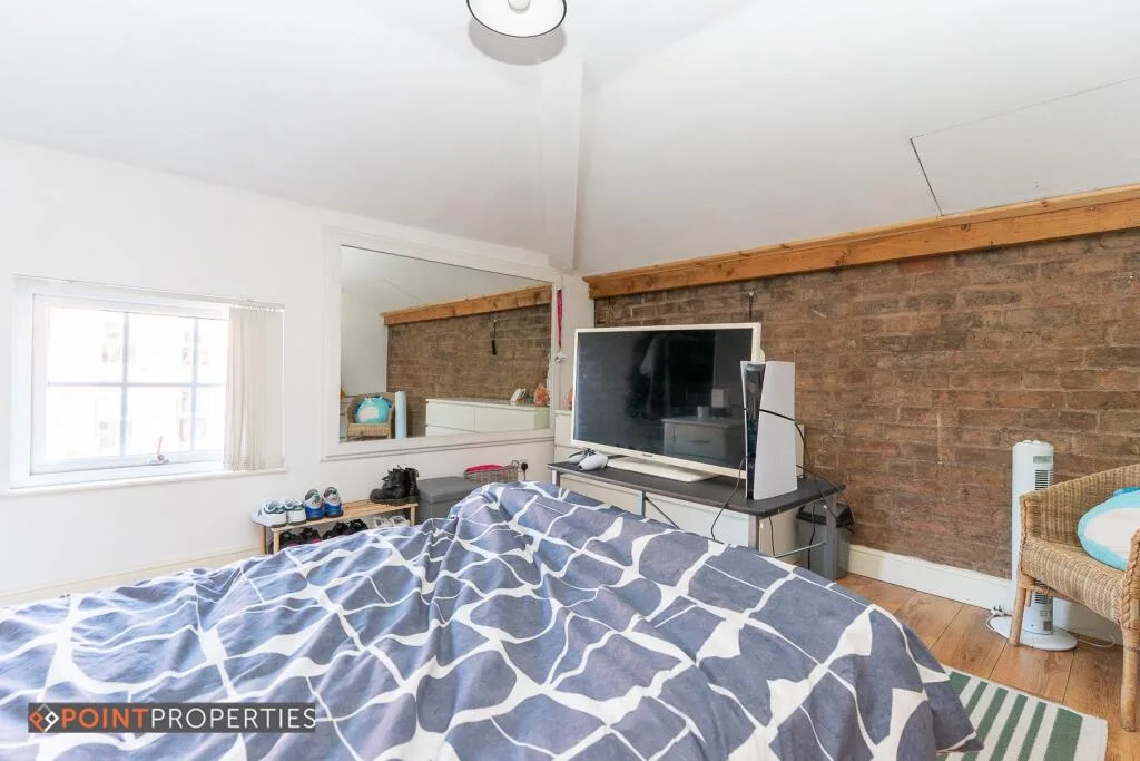 4 bedroom terraced house for rent