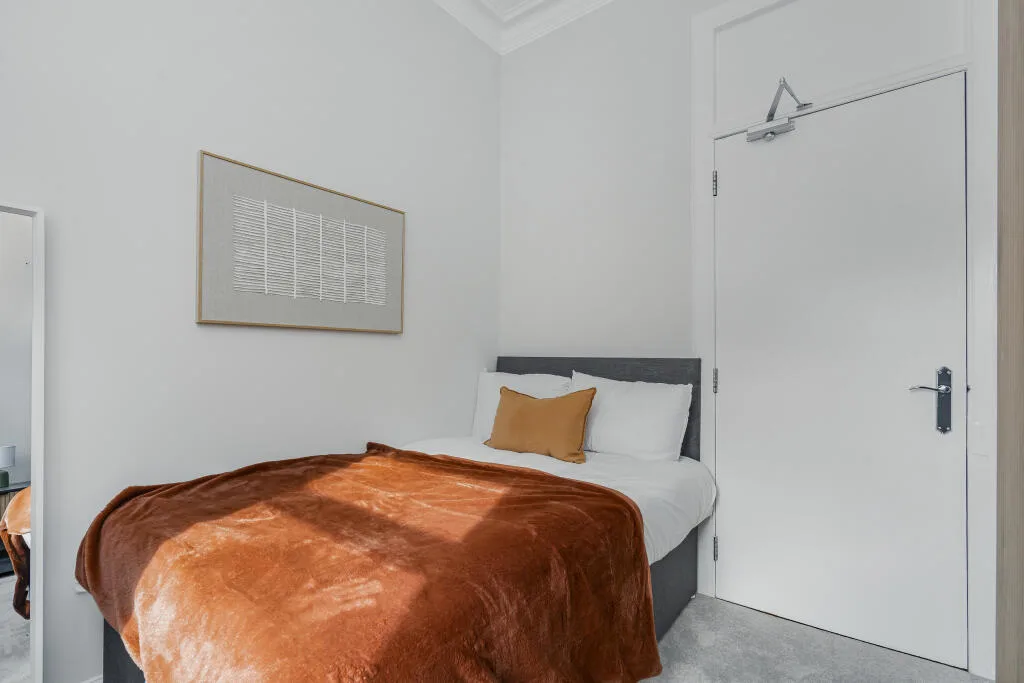 3 bedroom flat for rent