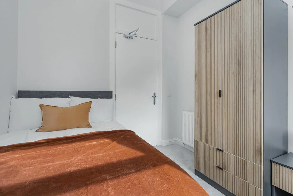 3 bedroom flat for rent