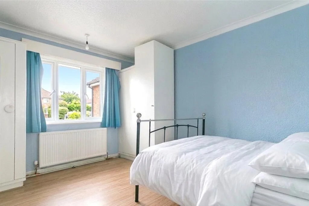 6 bedroom detached house for rent