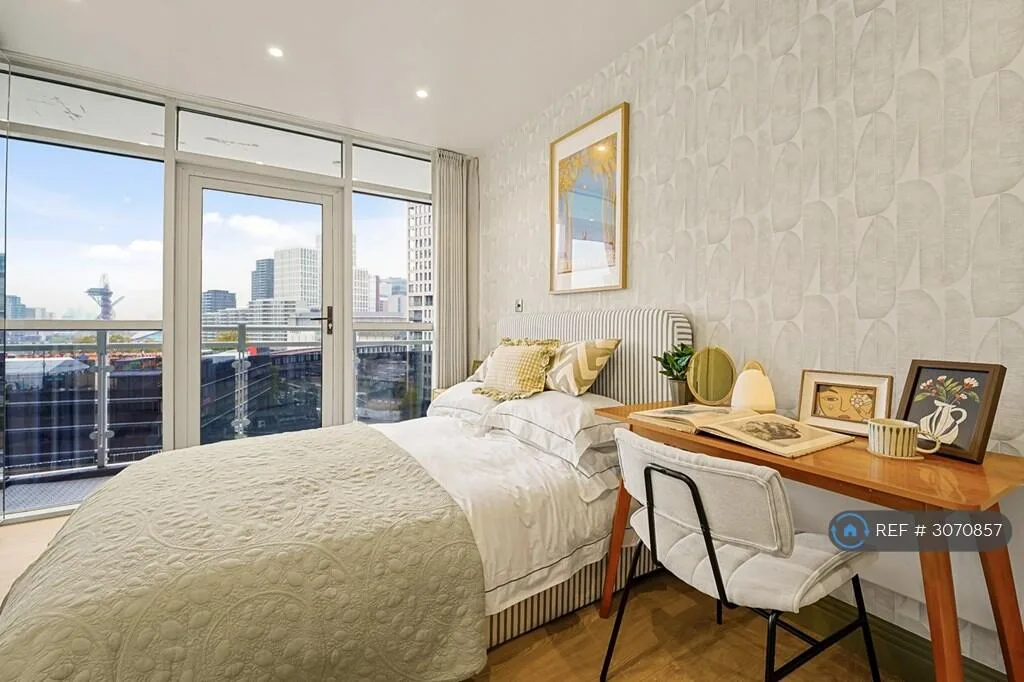 3 bedroom flat for rent