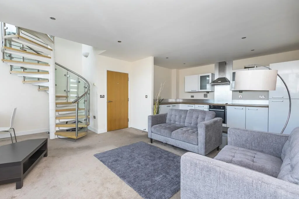 3 bedroom duplex for rent