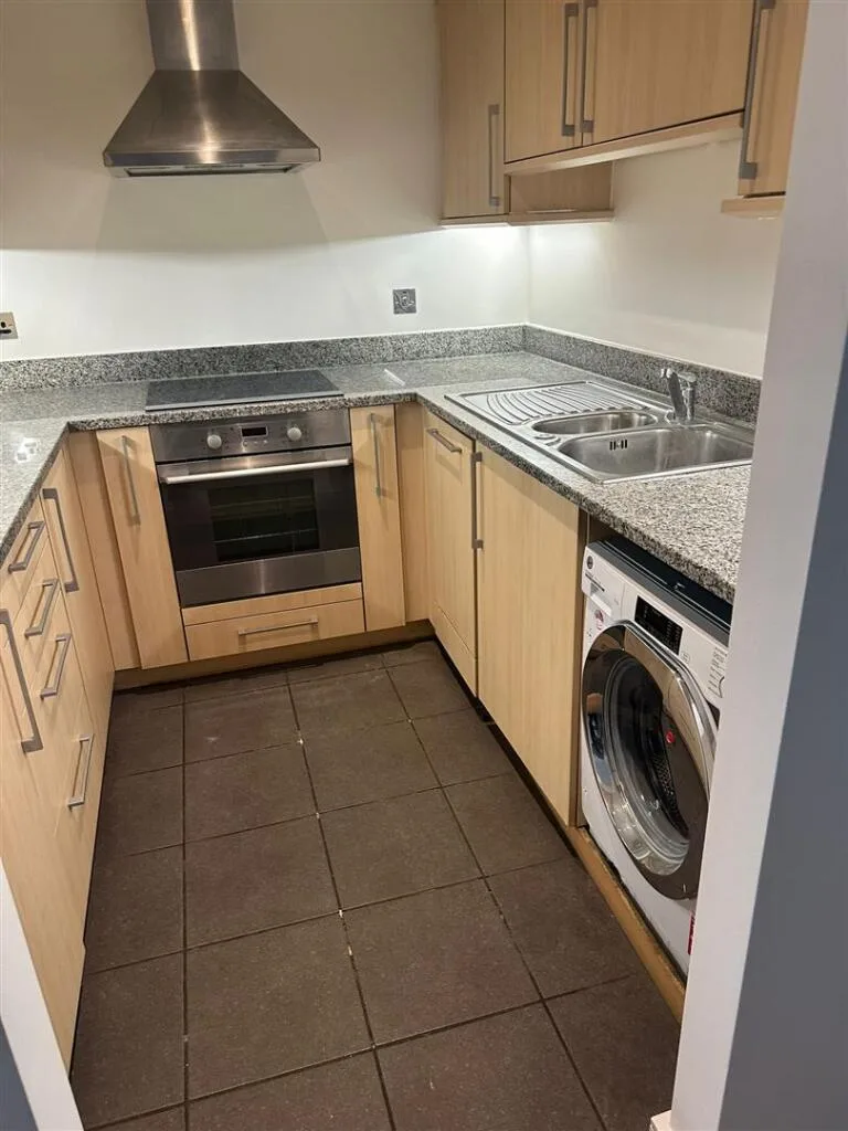 2 bedroom block of apartments for rent