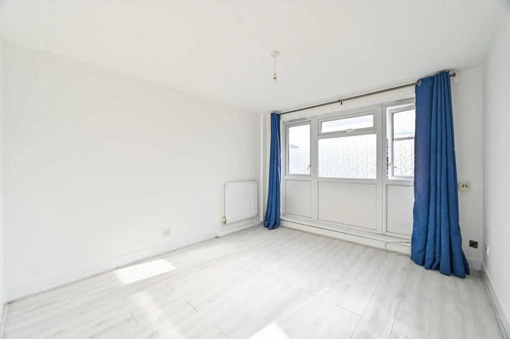 4 bedroom flat for rent