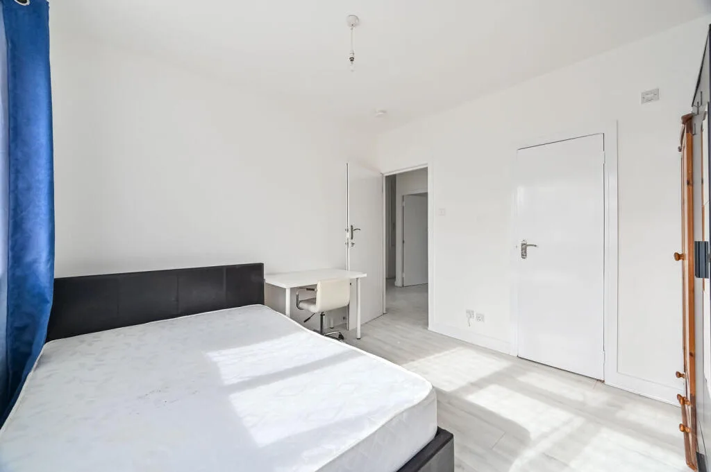 4 bedroom flat for rent