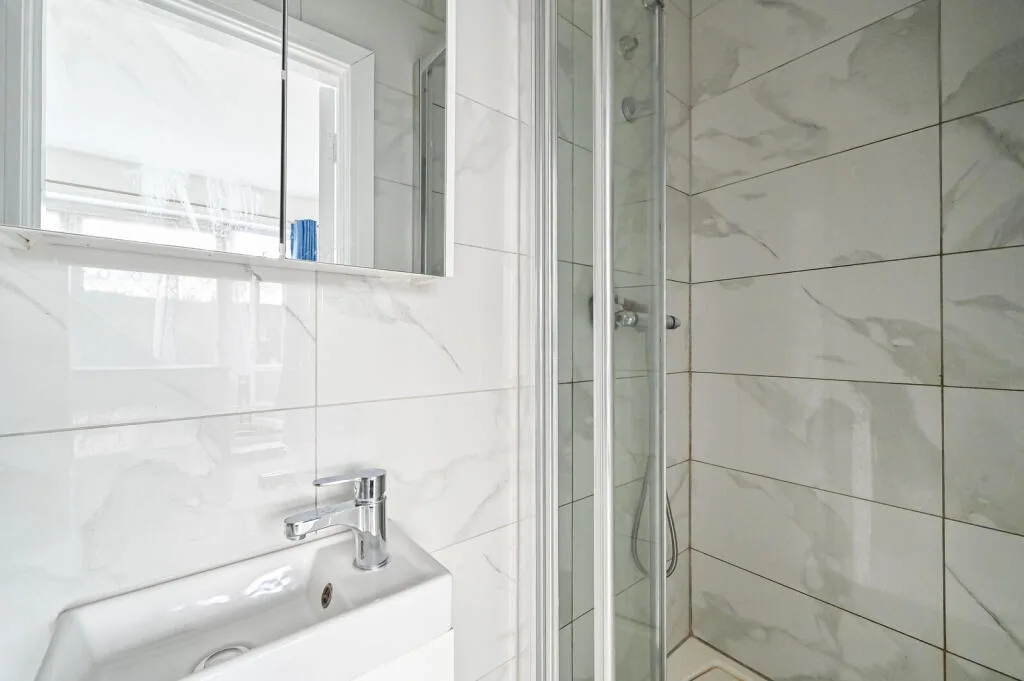 4 bedroom flat for rent