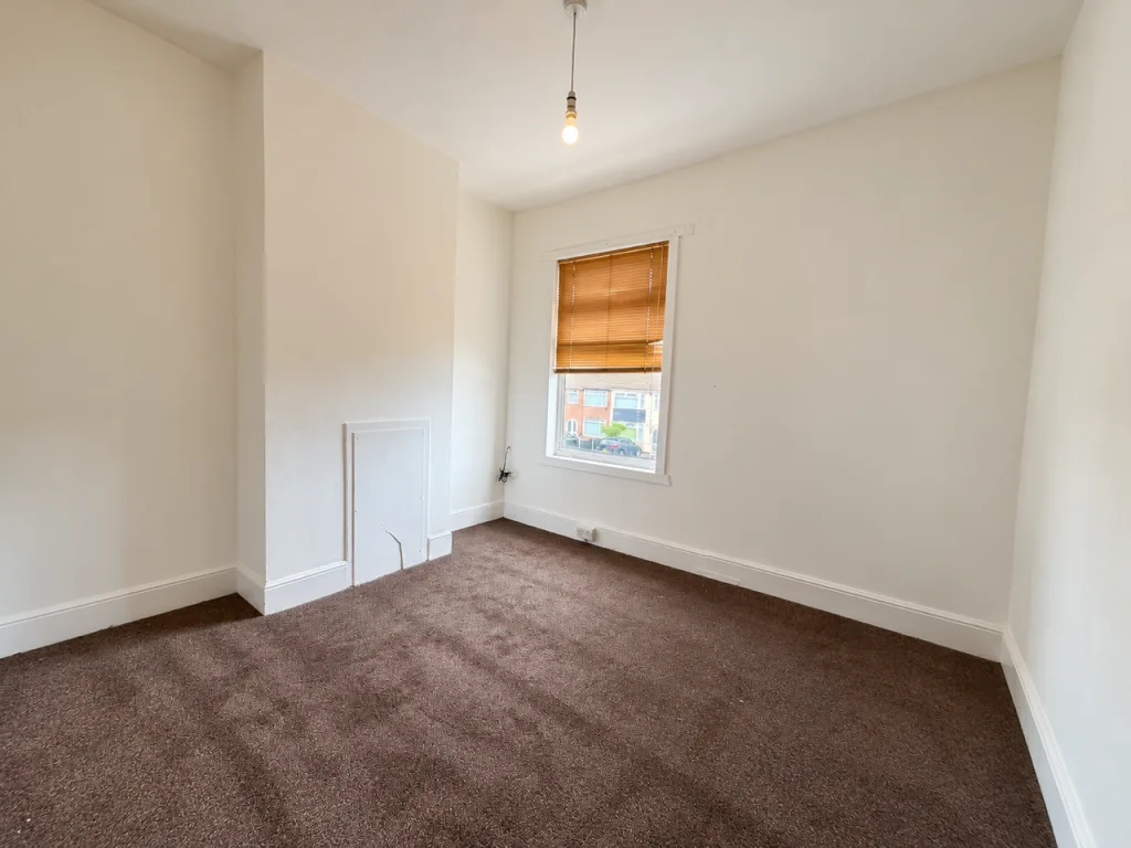 2 bedroom house for rent